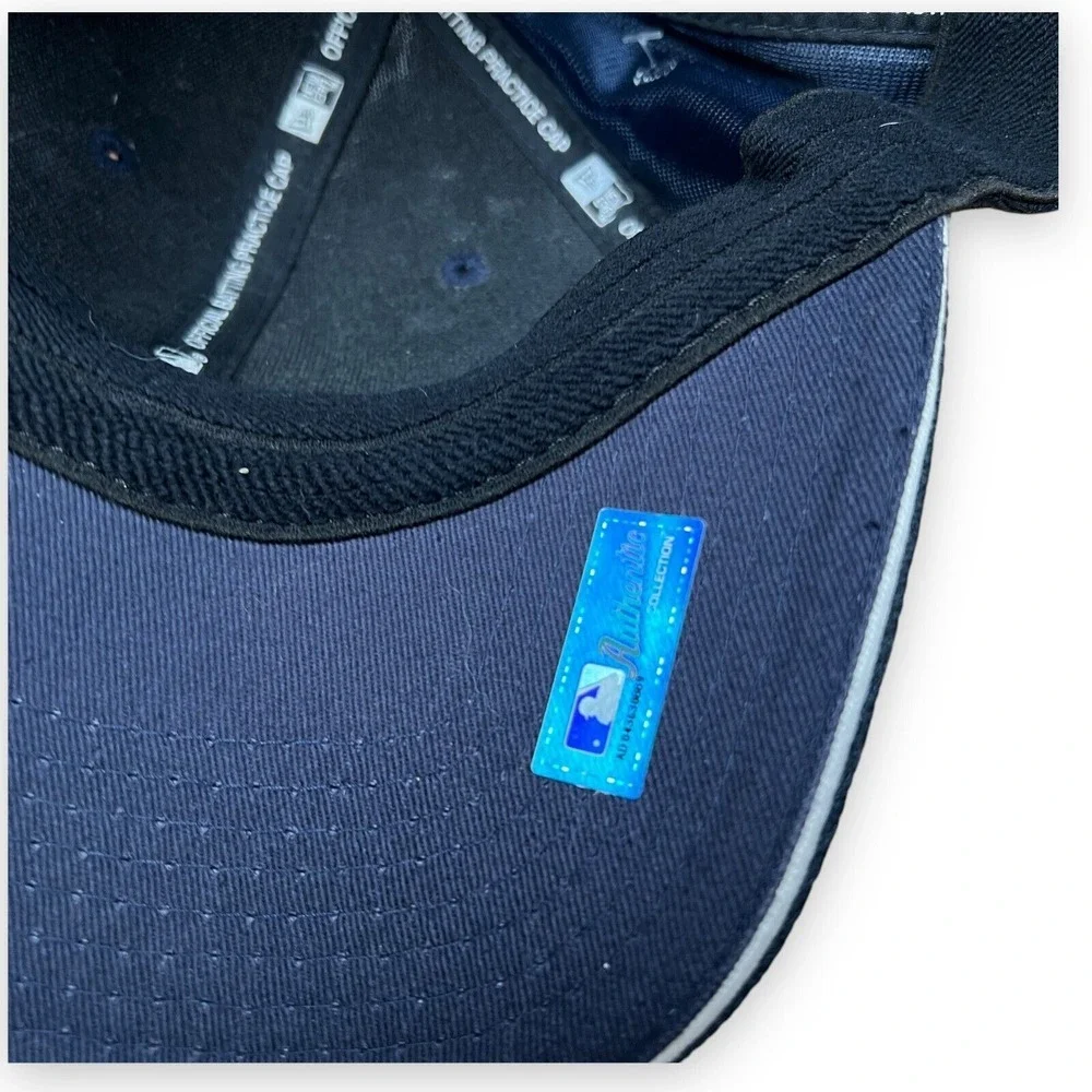 VTG New York Yankees Hat Small Medium 2005 Batting‎ Practice New Era Blue Box